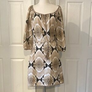 VINCE CAMUTO Elegant Beige Patterned Dress Size 10